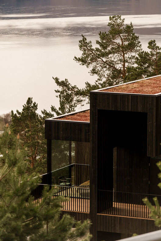 18-07 Holiday Home / OFFICE INAINN - Exterior Photography