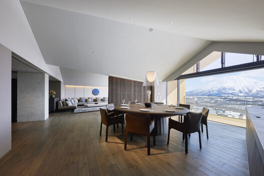 MUWA NISEKO  / Nikken Sekkei - Interior Photography, Dining room, Chair