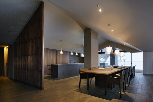 MUWA NISEKO  / Nikken Sekkei - Interior Photography, Wood, Lighting, Table, Chair