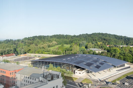 Ilirija Sportcity / LORENZATELIERS