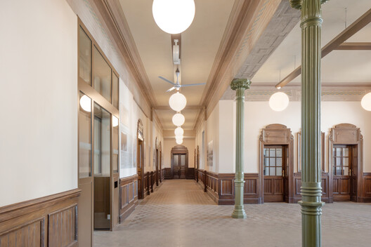 Nova Gorica Railway Station and Vrtača Underpass / SADAR + VUGA - Interior Photography, Lighting, Glass, Column