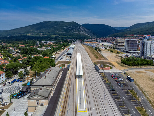 Nova Gorica Railway Station and Vrtača Underpass / SADAR + VUGA - Exterior Photography