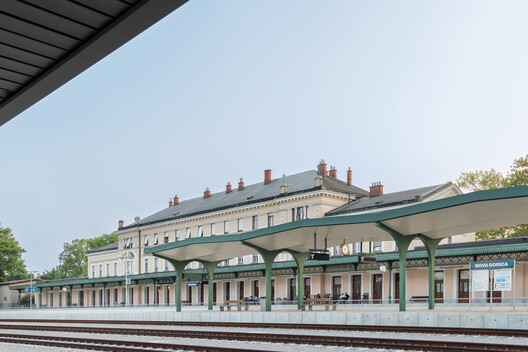Nova Gorica Railway Station and Vrtača Underpass / SADAR + VUGA - Image 6 of 27