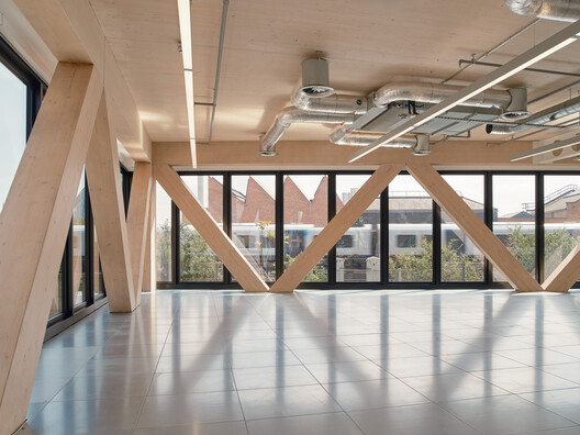 Paradise SE11 Mass Timber Office / Feilden Clegg Bradley Studios - Image 9 of 27