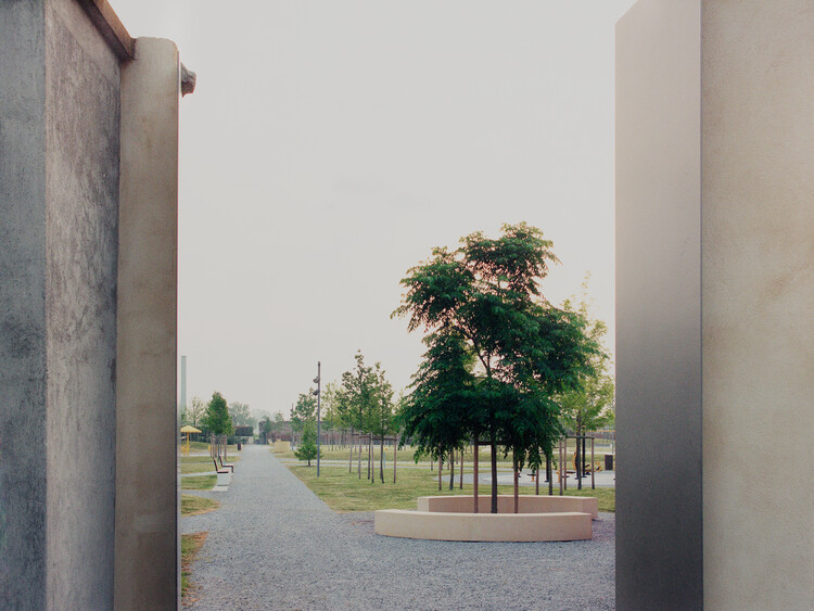Green Kilometer Public Park / GHISELLINI ARCHITETTI - Image 2 of 31