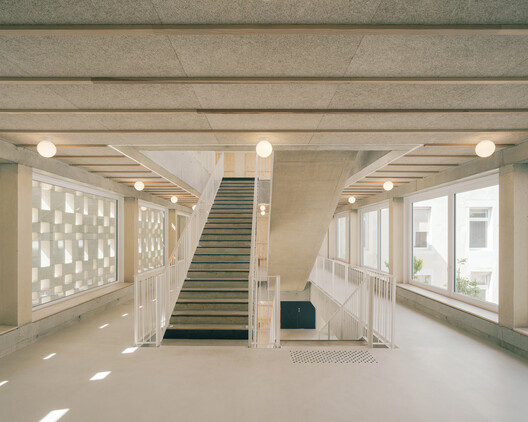 European University Center Refurbishment and Modernization / Agence Vulcano-Gibello - Interior Photography, Wood