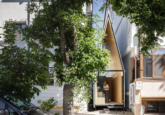 The Chapel - Jewel-Box Intervention / Vinklu - Exterior Photography