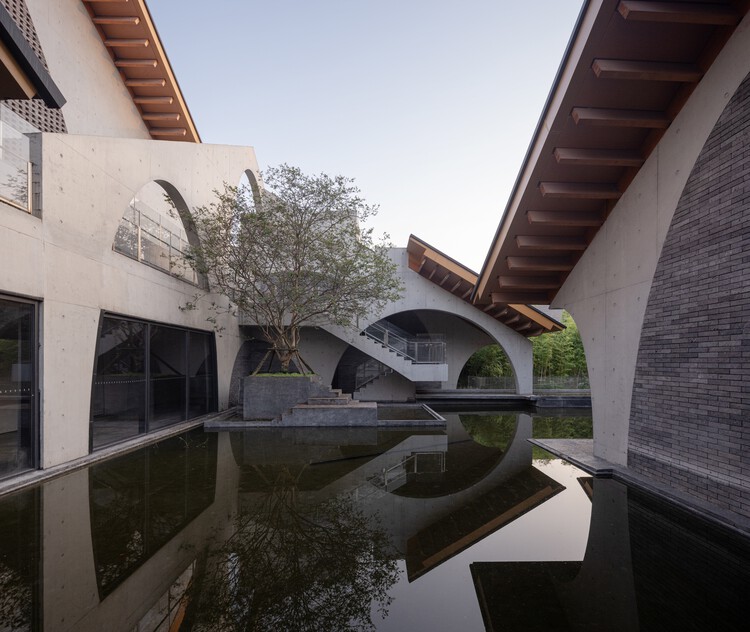 Centro Cultural Anren para a Seita do Grande Artesão / Atelier Li Xinggang - Imagem 8 de 32