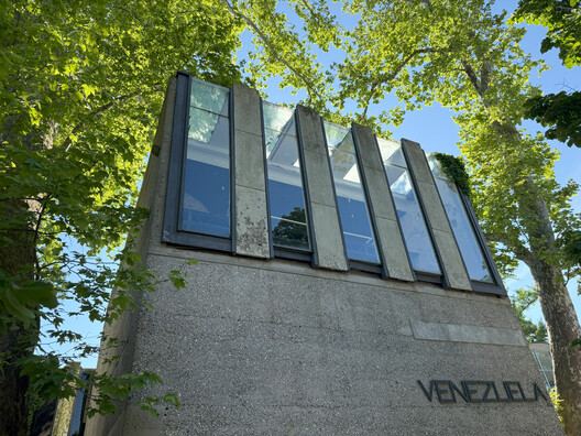 From Little Venice to Venice: The Narrative of Carlo Scarpa’s Venezuela Pavilion - Image 7 of 25