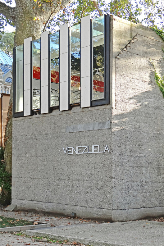 From Little Venice to Venice: The Narrative of Carlo Scarpa’s Venezuela Pavilion - Image 11 of 25