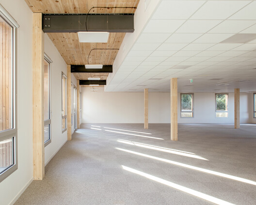 Bois Harel Tertiary Complex / ALTA - Interior Photography, Wood, Beam