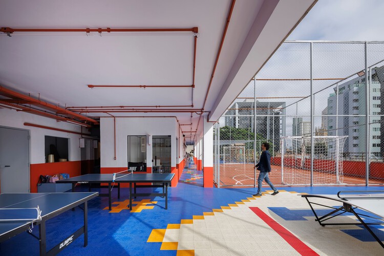 Colégio Magnum Unidade Lourdes / BIRI + Chico Albano - Fotografia de Interiores