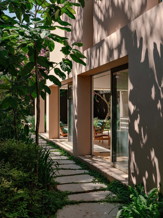 Casa Ouro Preto / Felipe Hess Arquitetos - Imagen 2 de 20