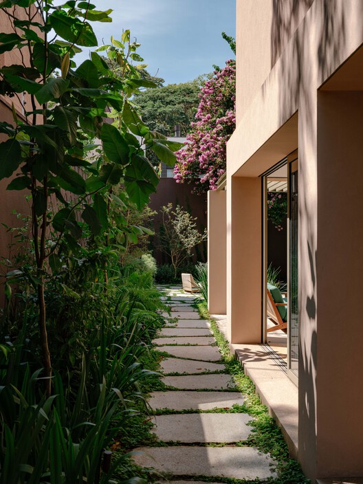 Casa Ouro Preto / Felipe Hess Arquitetos - Imagen 7 de 20