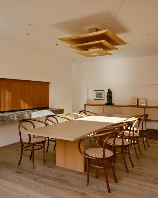 Praça House / Felipe Hess Arquitetos - Interior Photography, Dining room, Wood, Table, Chair