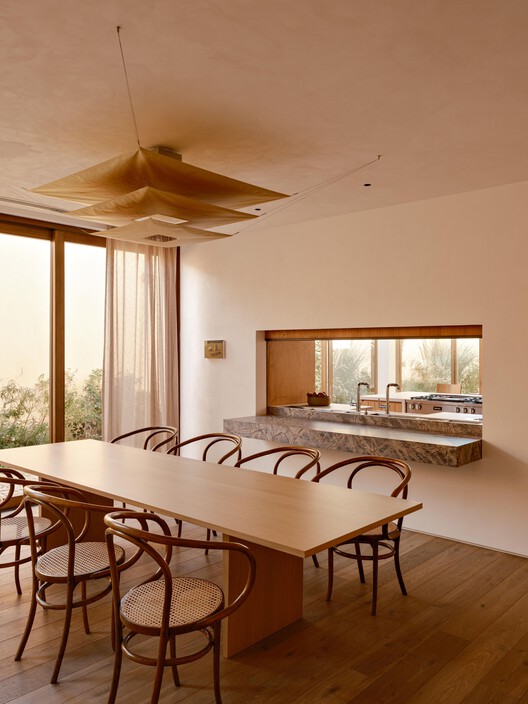 Praça House / Felipe Hess Arquitetos - Interior Photography, Dining room, Wood, Chair