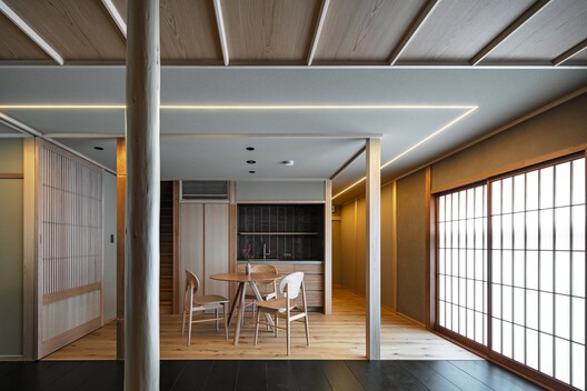 ANJIN Gosho Ebisugawa / STUDIO ALUC - Interior Photography, Kitchen, Wood, Glass
