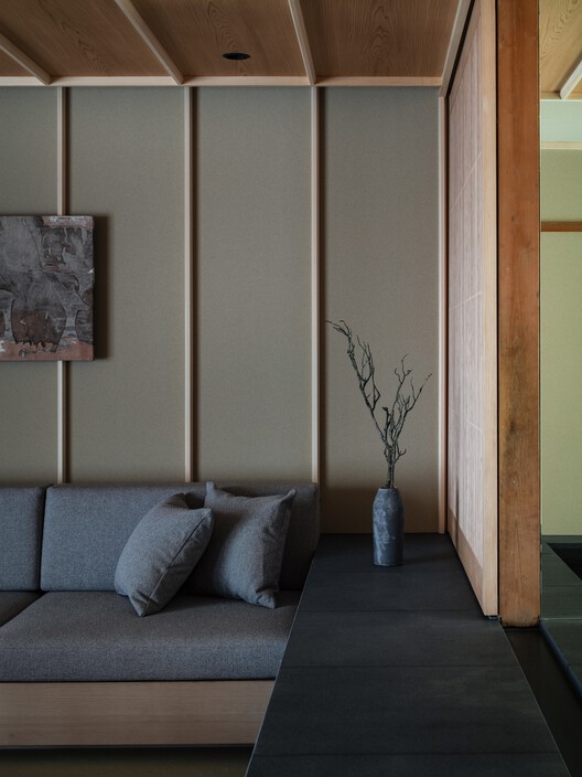ANJIN Gosho Ebisugawa / STUDIO ALUC - Interior Photography, Living Room, Wood, Glass