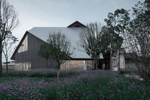 Renovation of Anren Liaowei Mansion Anren Tourist Center / Atelier Li Xinggang - Exterior Photography