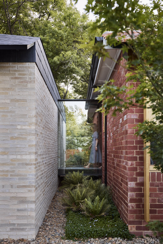 Hotham House / Austin Maynard Architects - Exterior Photography, Brick, Garden