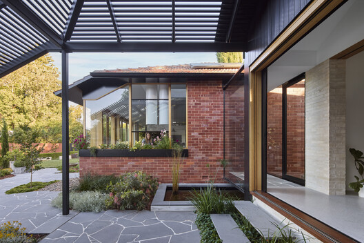 Hotham House / Austin Maynard Architects - Image 5 of 39