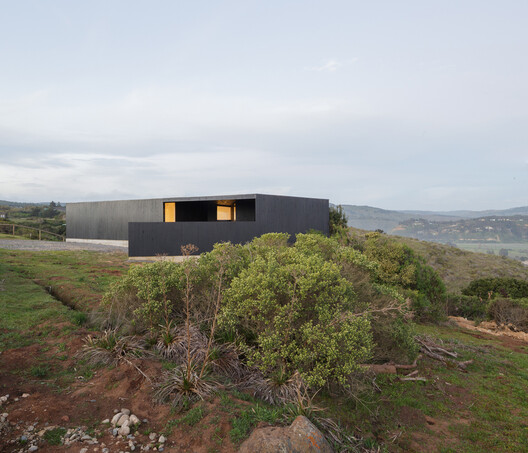 Reflecting on Territory, Topography, and Landscape: Discover WHALE!’s Projects in Chile - Image 10 of 61