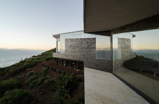 Reflecting on Territory, Topography, and Landscape: Discover WHALE!’s Projects in Chile - Image 13 of 61