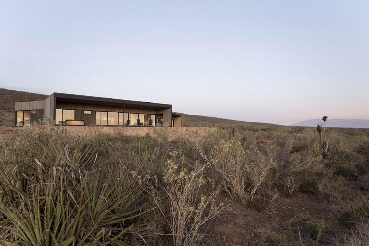 Reflexione sobre territorio, terreno y paisaje: ¡Conociendo las obras de la ballena! En Chile - Imagen 18 de 61
