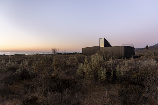 Reflecting on Territory, Topography, and Landscape: Discover WHALE!’s Projects in Chile - Image 16 of 61