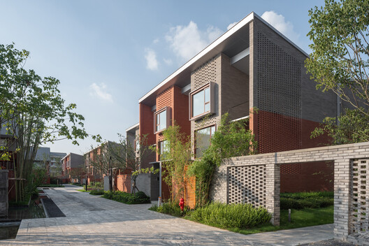 Arenli Community / Atelier Li Xinggang - Exterior Photography, Brick, Courtyard