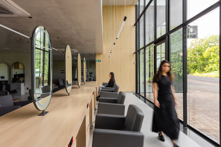 Salão de Beleza Urban-Beauty Lounge / Filles Arquitetura - Fotografia de Interiores, Vidro