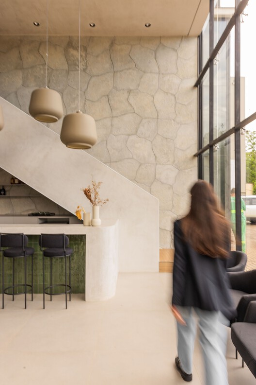 Salão de Beleza Urban-Beauty Lounge / Filles Arquitetura - Fotografia de Interiores, Iluminação, Cadeira