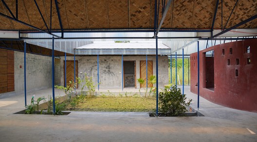 CSF Center for People With Disabilities / Rizvi Hassan
