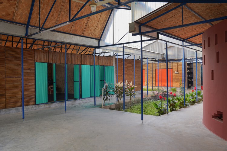 Centro CSF para Pessoas com Deficiência / Rizvi Hassan - Fotografia de Interiores