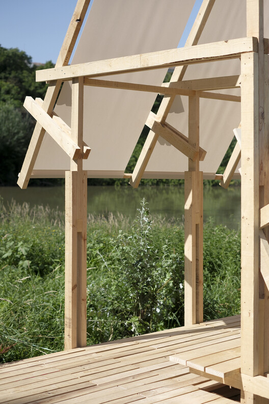 Inhabiting the River Intervention / Erazo Pugliese - Image 12 of 26