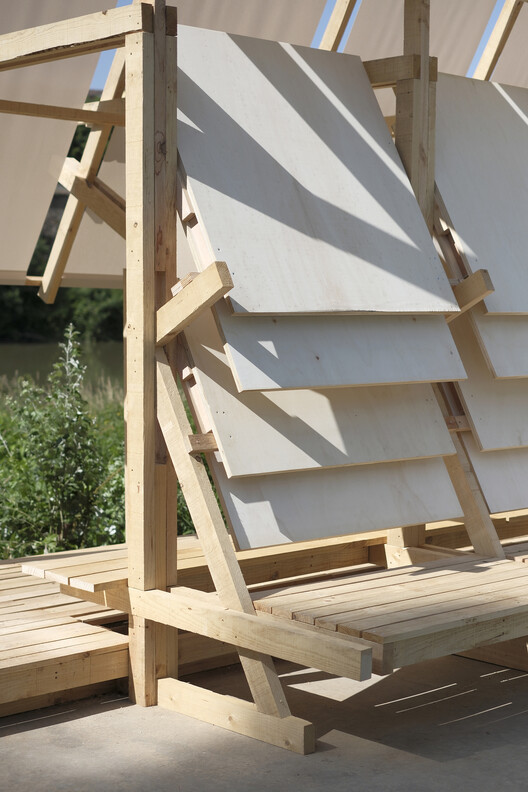 Inhabiting the River Intervention / Erazo Pugliese - Image 14 of 26