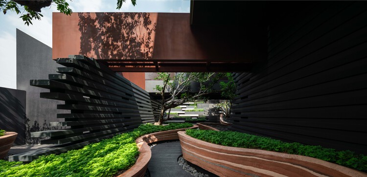 Casa MIRIN / Ayutt and Associates design - Fotografía exterior, Jardín, Patio interior