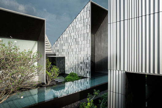 MIRIN House / Ayutt and Associates design - Image 9 of 47