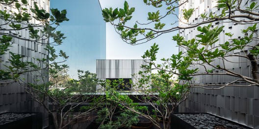 MIRIN House / Ayutt and Associates design - Image 11 of 47
