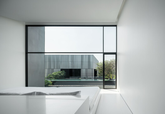 MIRIN House / Ayutt and Associates design - Interior Photography, Kitchen, Glass