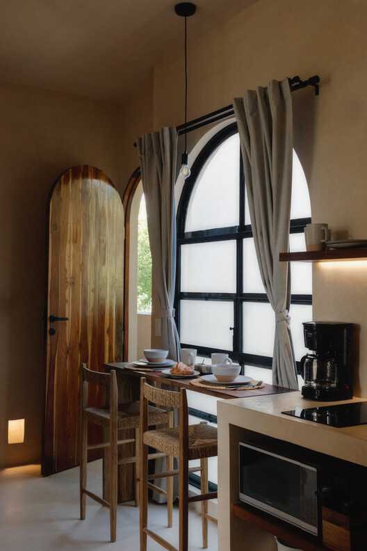 Residencias Tsool  / VOID Studio - Fotografía interior, Madera, Iluminación, Sillas, Dormitorio