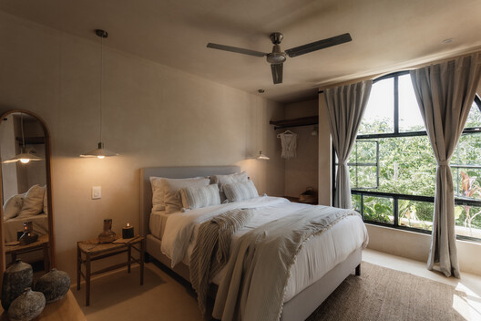 Residencias Tsool  / VOID Studio - Fotografía interior, Dormitorio, Camas, Madera, Iluminación, Sillones