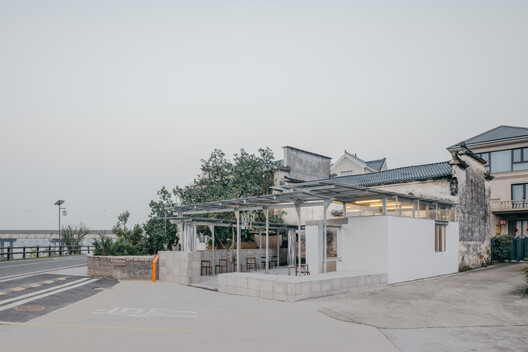 Longyou Tourist Center / atelier tao+c - Image 28 of 37