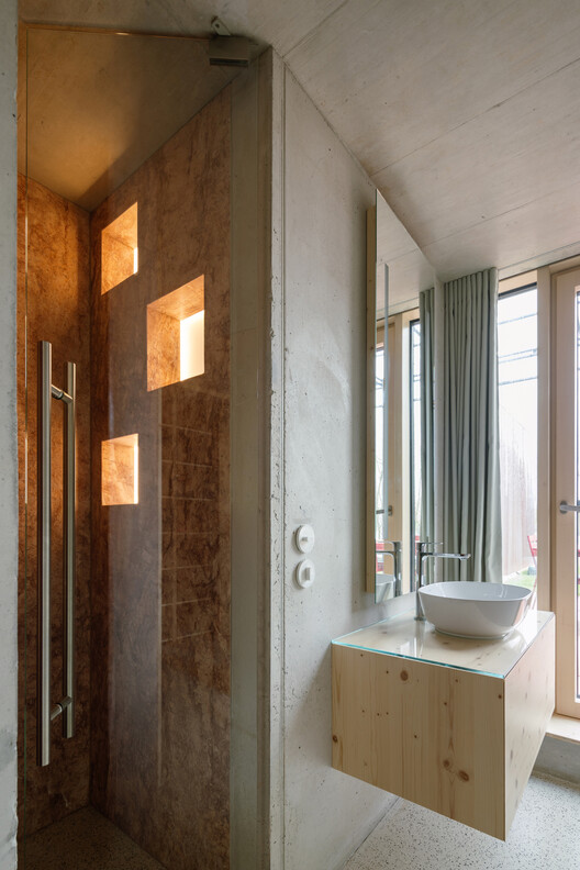 House above the Lake / NOIZ architekti - Interior Photography, Bathroom, Wood, Lighting, Sink, Glass