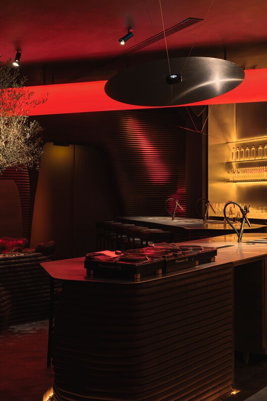 MYATA Platinum Lounge and Restaurant / DA bureau - Interior Photography, Lighting