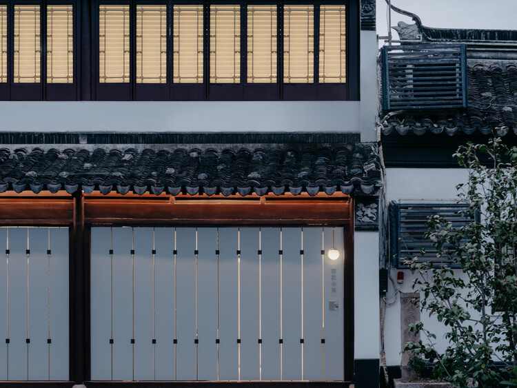 Baihua Bookstore / Tsing-Tien Making - Exterior Photography, Retail Interiors
