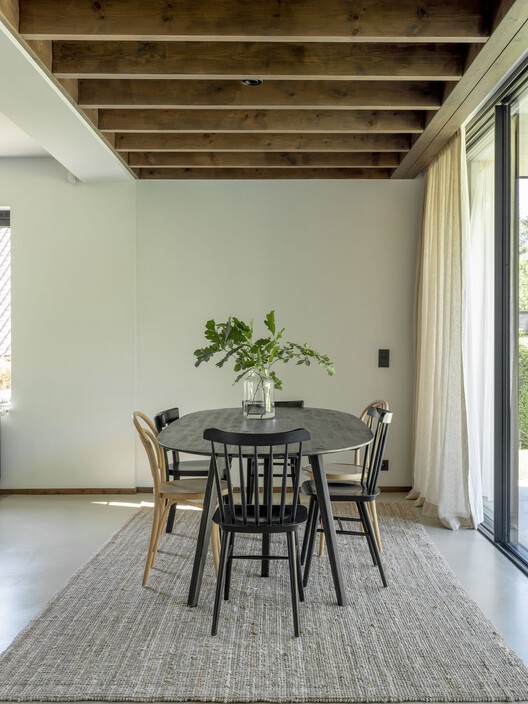Bospad House / maa_architecture studio - Interior Photography, Dining room, Wood, Table, Chair