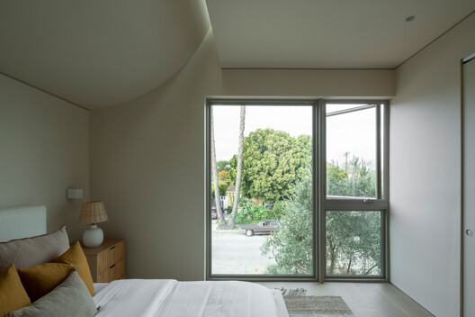 Mar Vista Residence / PPAA - Interior Photography, Bedroom, Glass