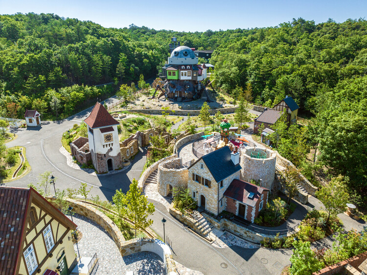 Beyond the Animation: Studio Ghibli and Disney’s Approach to Child-Centric Theme Park Design - Image 4 of 11