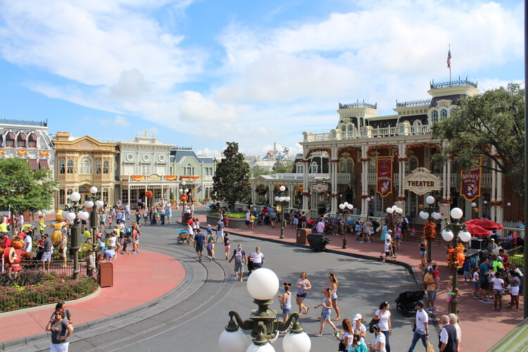Beyond the Animation: Studio Ghibli and Disney’s Approach to Child-Centric Theme Park Design - Image 5 of 11